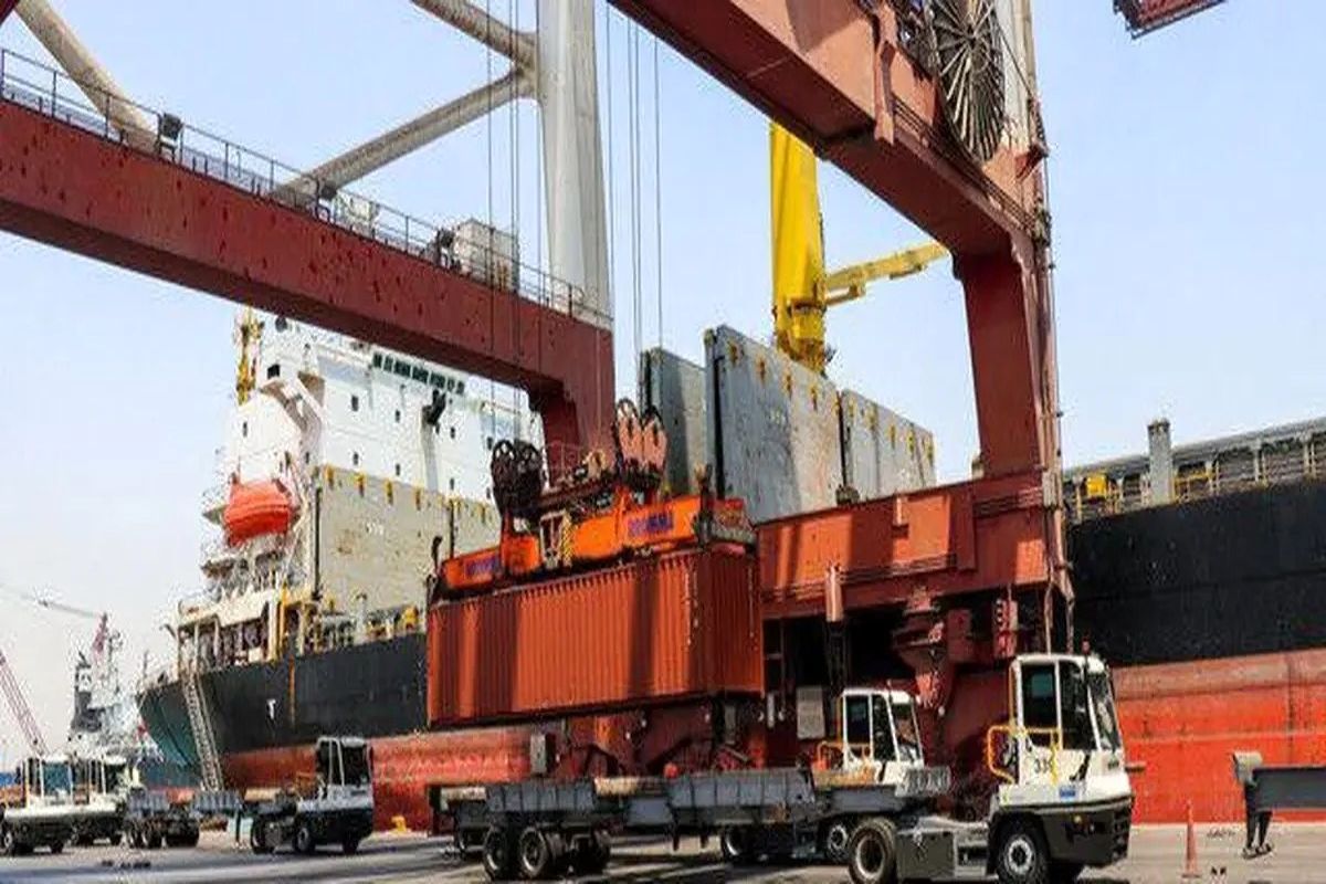رویههای گمرکی در بندر شهیدرجایی در حال انجام است