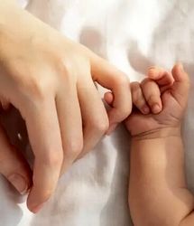 هدیه دولت به مادران؛ واریز ماهانه ۲ میلیون تومان به «کارت امید مادر» از ۱۴۰۵

