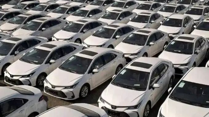 محدودیت واردات خودرو‌های بالای ۲۵۰۰ سی‌سی رفع شد