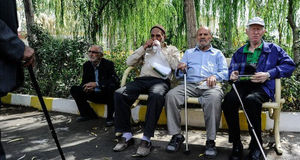 قرارداد جدید بیمه تکمیلی درمان بازنشستگان برای سال ۱۴۰۴ امضا شد