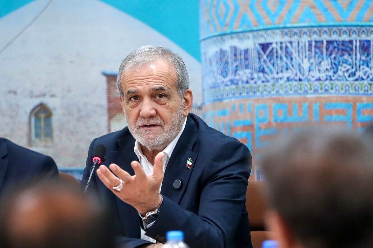 بزرگترین عامل تورم، دولت است / از حضرت آقا خواستم، کارمندان ۹ بیایند و ۱۳ بروند