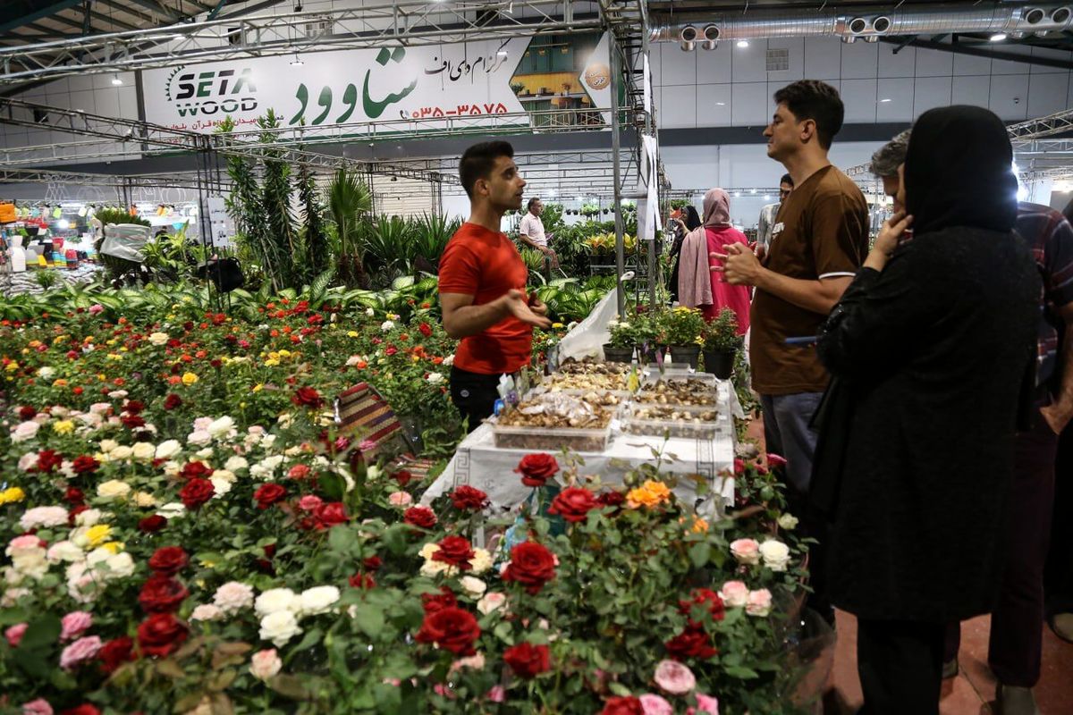 آغاز چهاردهمین نمایشگاه سراسری گل و گیاه کرمانشاه