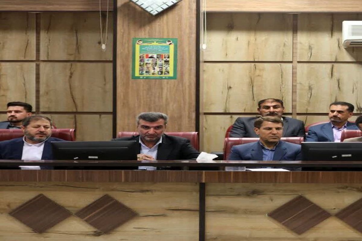 تصویب و آغاز اجرای ۱۲ پروژه اقتصادی در سفر رئیسجمهور به استان ایلام