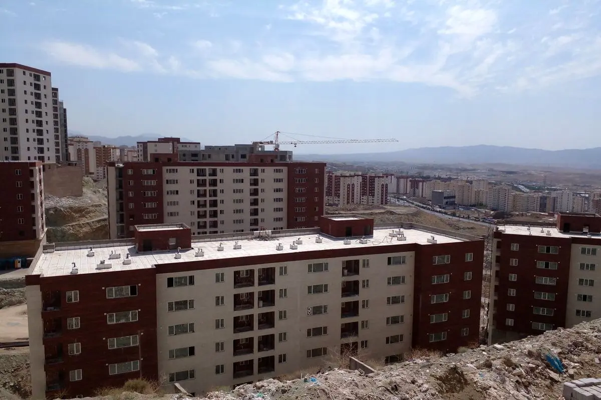 تحویل ۵۴۴ واحد نهضت ملی مسکن در شهر جدید گلمان ارومیه