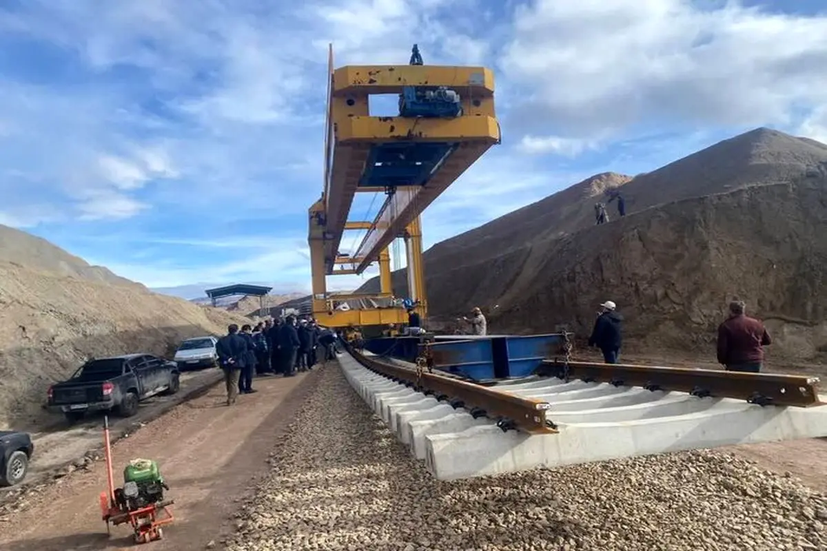 تکمیل و افتتاح راه آهن اردبیل میانه تا پایان سال