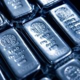 قیمت جهانی نقره به رقم قابل توجه ۵۱ دلار رسید