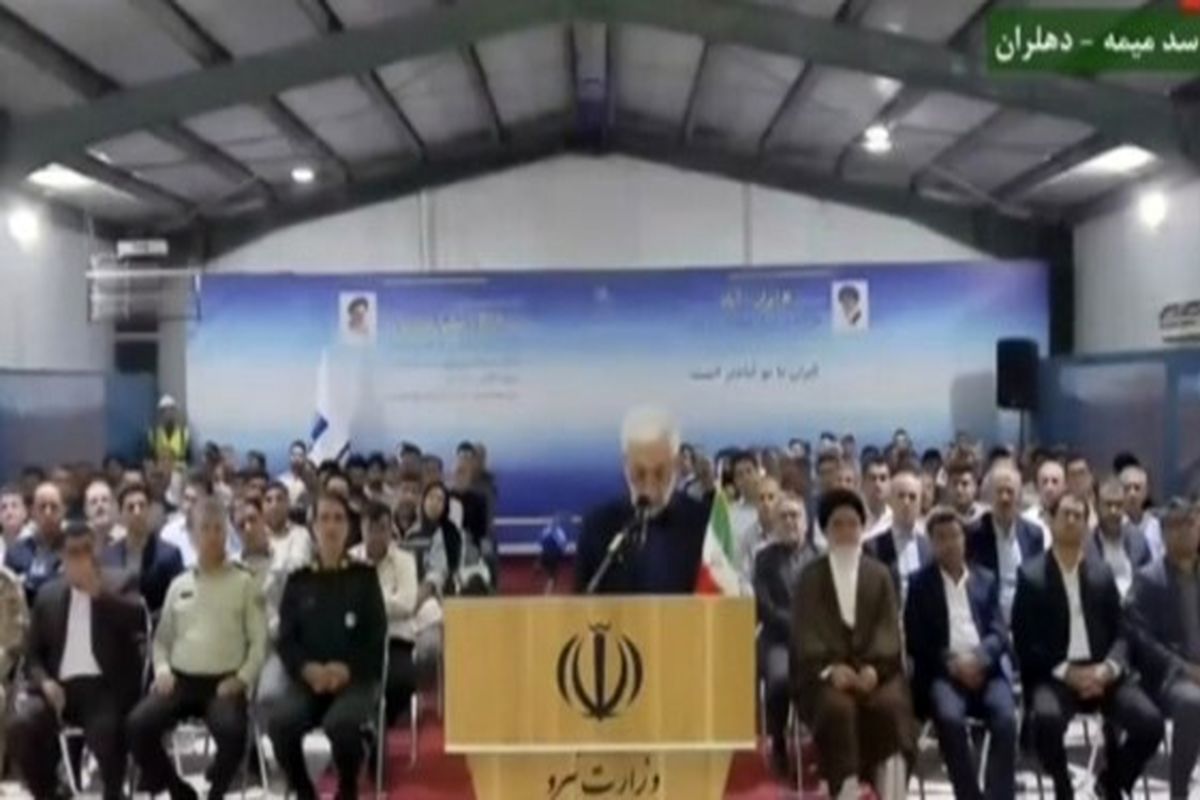 رئیس جمهور ۵ طرح زیربنایی و تولیدی در استان ایلام افتتاح کرد