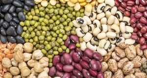 اعلام سقف قیمت ارزی انواع حبوبات را برای نیمه دوم سال ۱۴۰۴