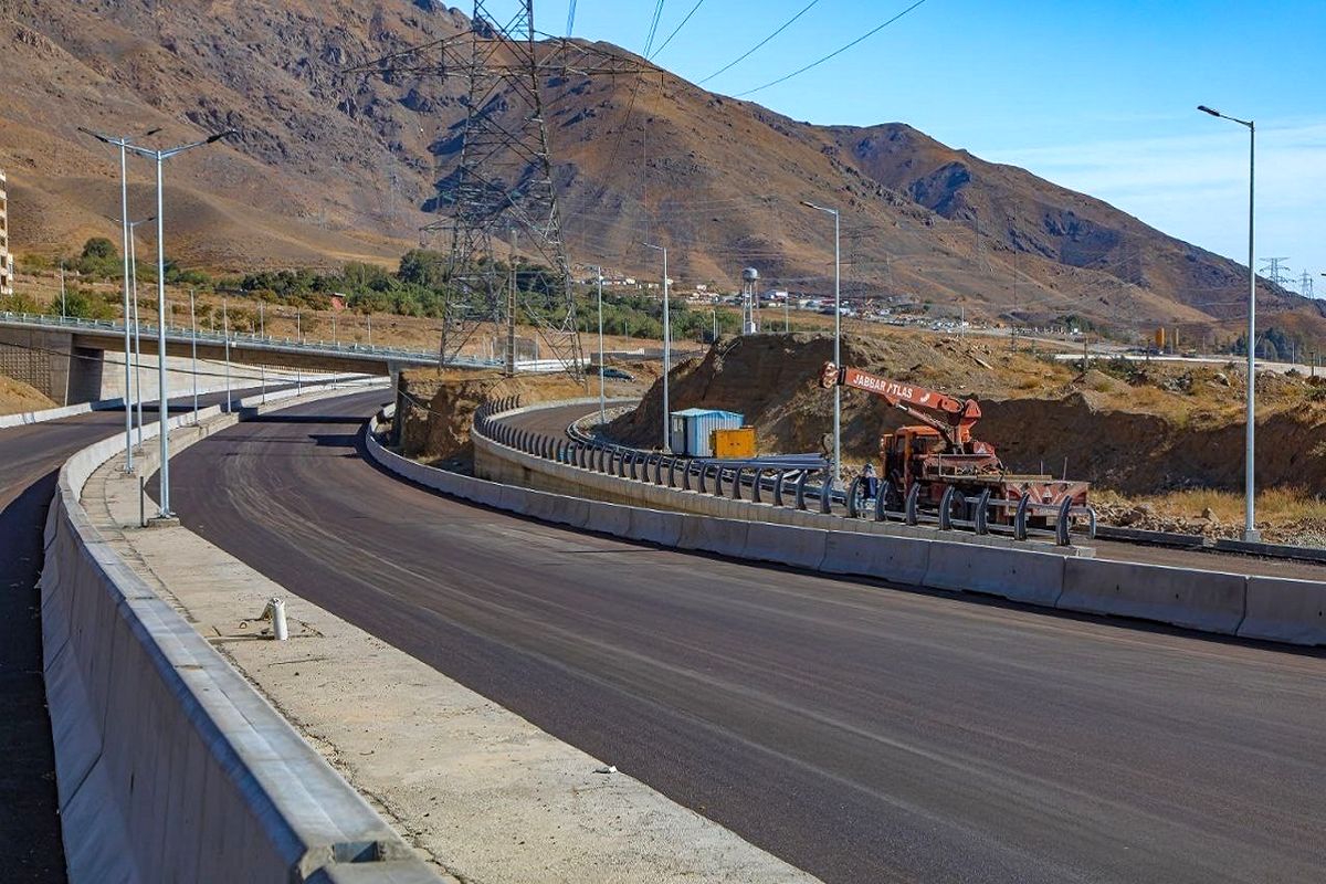 تامین ۱.۶ میلیون تن قیر برای اجرای شبکه راه‌های کشور 