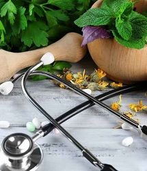 پرورش ۸ هزار نوع گیاه دارویی در کشور