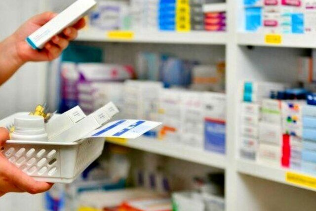 الزام داروخانه‌ها به ارائه خدمات در روزهای تعطیل