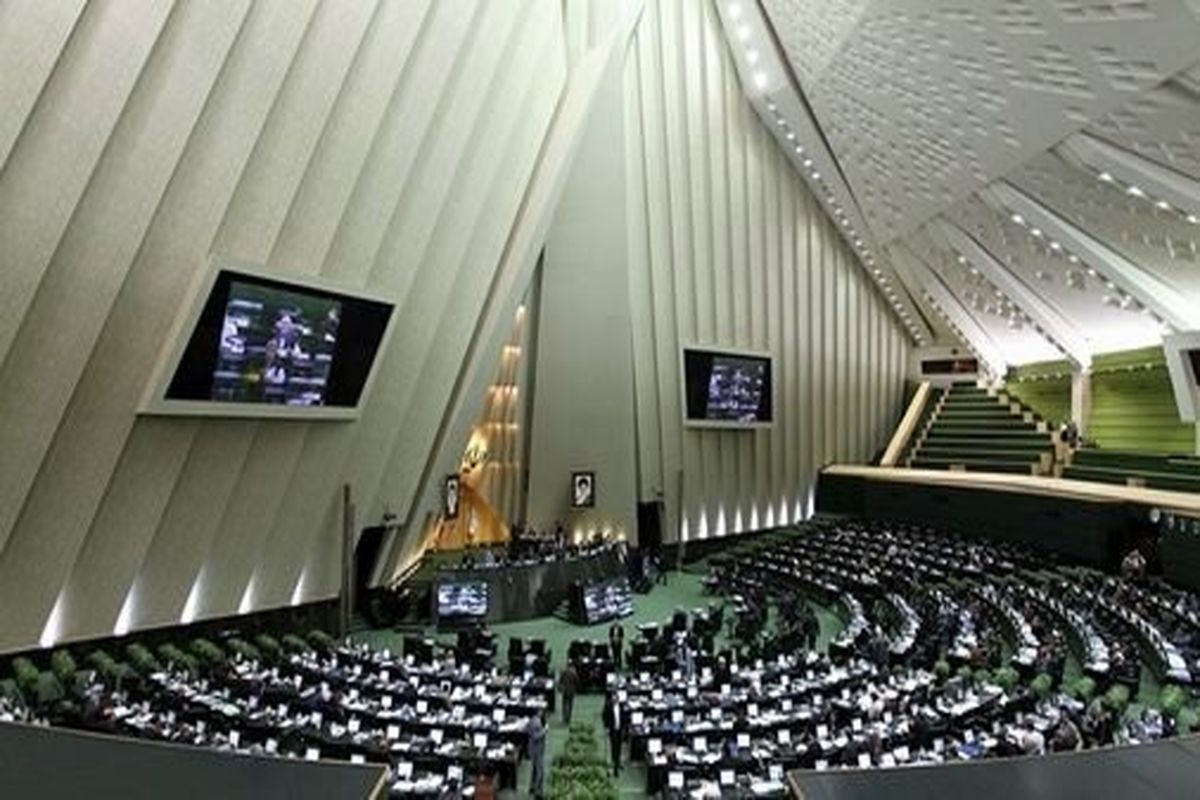 پرداخت هرگونه وجهی از محل بودجه کل کشور به ورزش حرفهای ممنوع شد