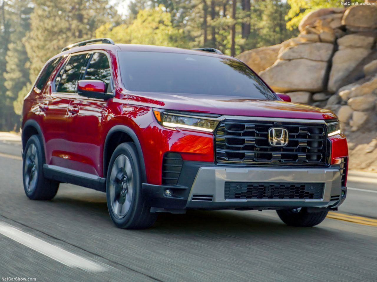 رونمایی هوندا از نسخه فیس لیفت شده خودروی شاسی بلند پایلوت