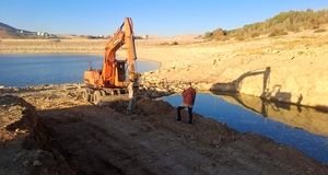 شروع عملیات پروژه تغییر تراز برداشت آب خام از سد مهاباد