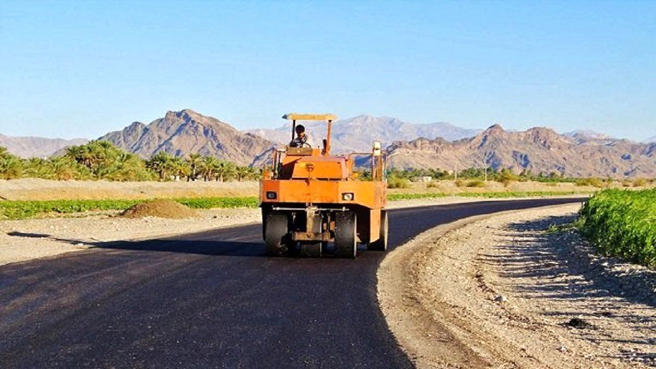 آسفالت ۶۰ کیلومتر از راه‌های روستایی استان قزوین