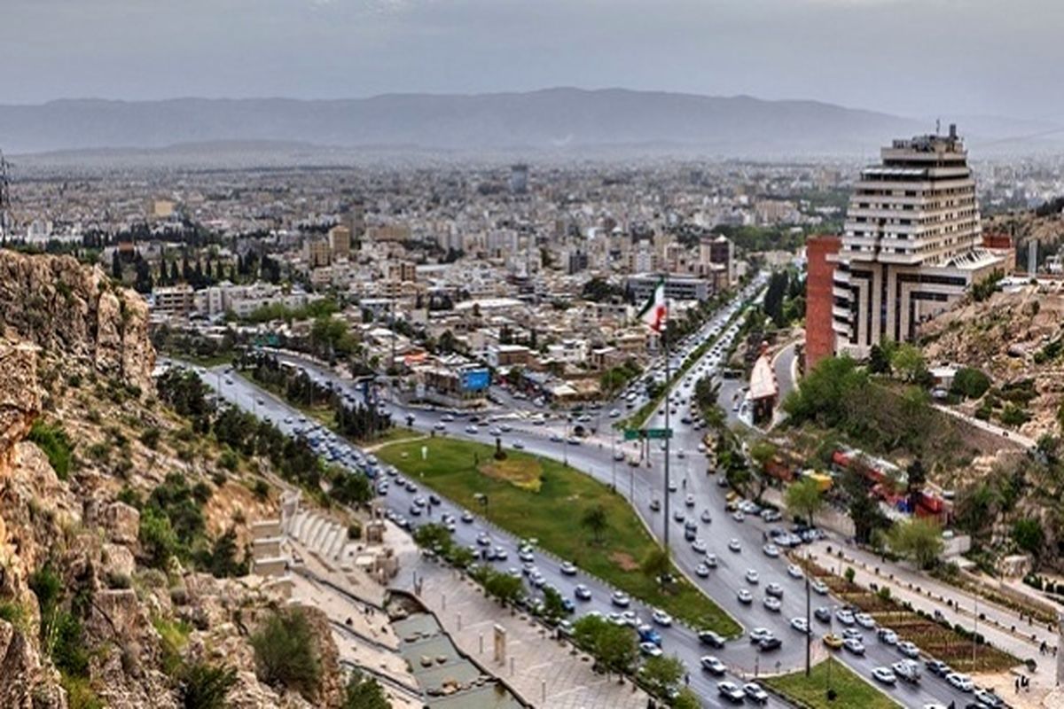 عمانی‌ها به خرید خانه در شیراز روی آورده‌اند