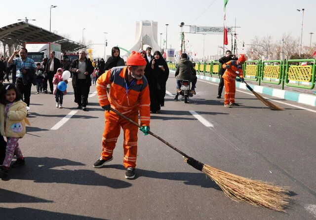 بحران کمبود رفتگر در تهران / دلیل: اخراج کارگران افغانستانی از ایران!