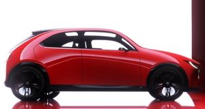 مزدا، کانسپت دو خودروی آینده را رونمایی کرد