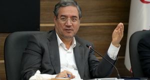 استاندار آذربایجان‌غربی بدنبال توسعه صنعت خودرو در این استان