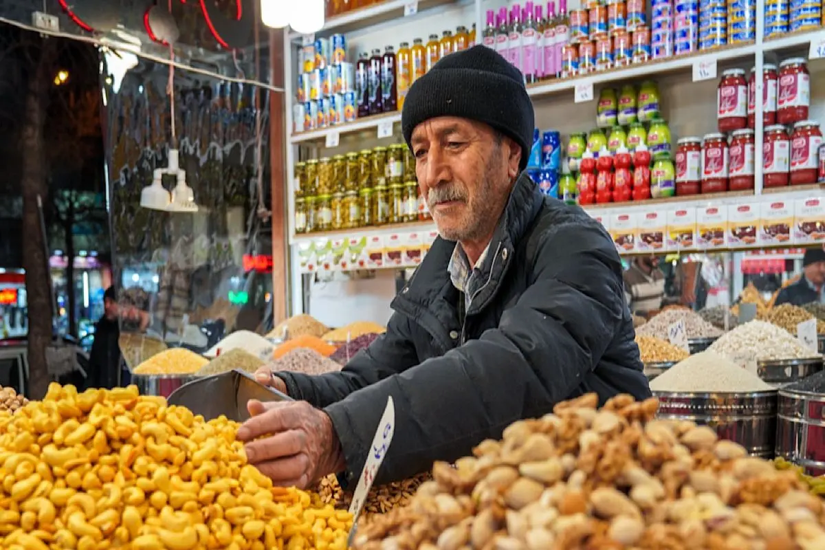 برگزاری جشنواره فروش فوق‌العاده اصناف ویژه شب یلدا