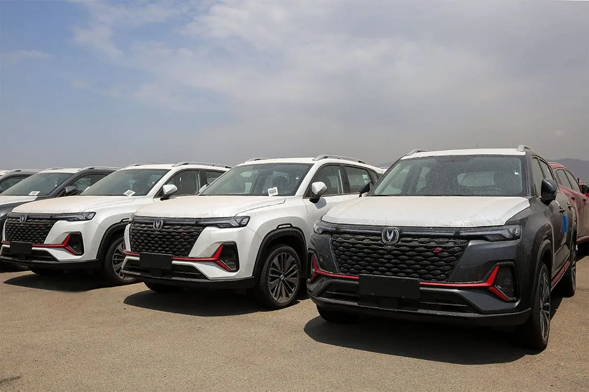 دولت، ۵۰ دستگاه از خودروهای خارجی با عمر حداکثر پنج سال برای وزارت خارجه وارد می‌کند