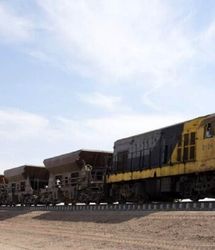 آغاز بارگیری نخستین محموله میلگرد صادراتی از ایستگاه سواریان واقع در شهرک صنعتی سلفچگان