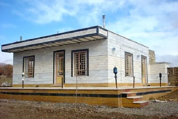 ۱۰ واحد مسکونی مددجویی در حال احداث در اسدآباد