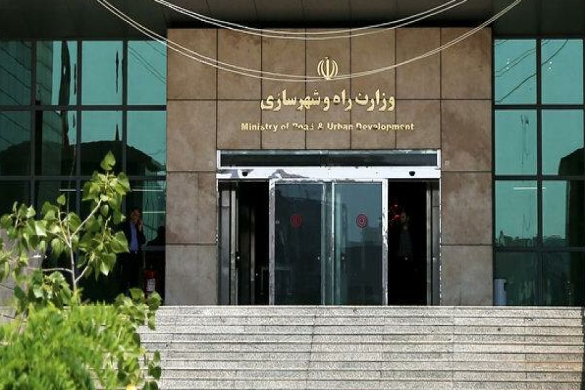 کمیسیون مسکن و عمران منحل نشده است