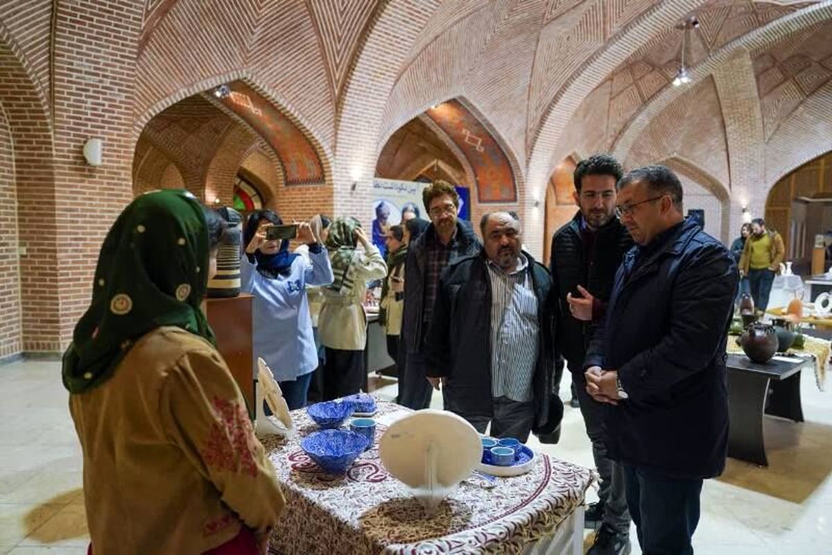 آغاز نمایشگاه سفال و سرامیک اردبیل