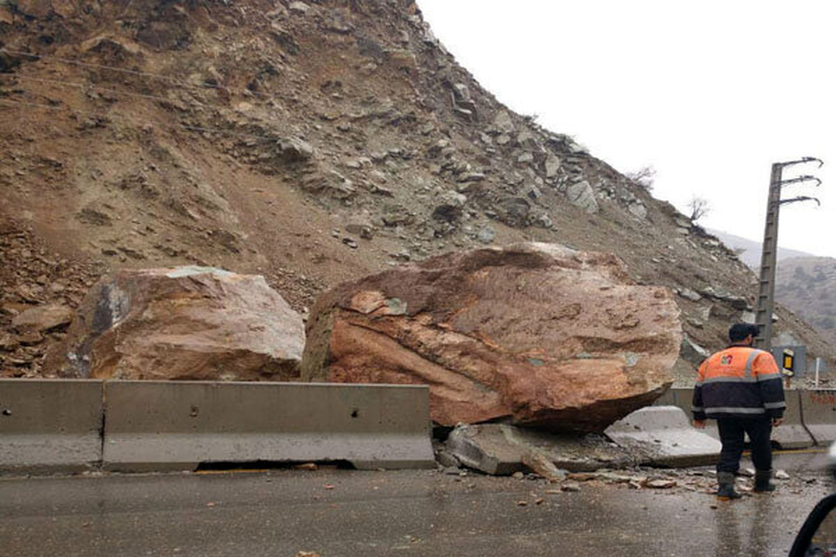 سیل راه ارتباطی ۳۰ روستای مارگون را بست