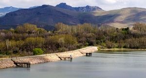 کاهش ذخیره آب سد مهاباد به کمترین میزان نیم قرن اخیر