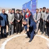 کلنگ زنی نخستین نیروگاه خورشیدی در شهرستان آوج