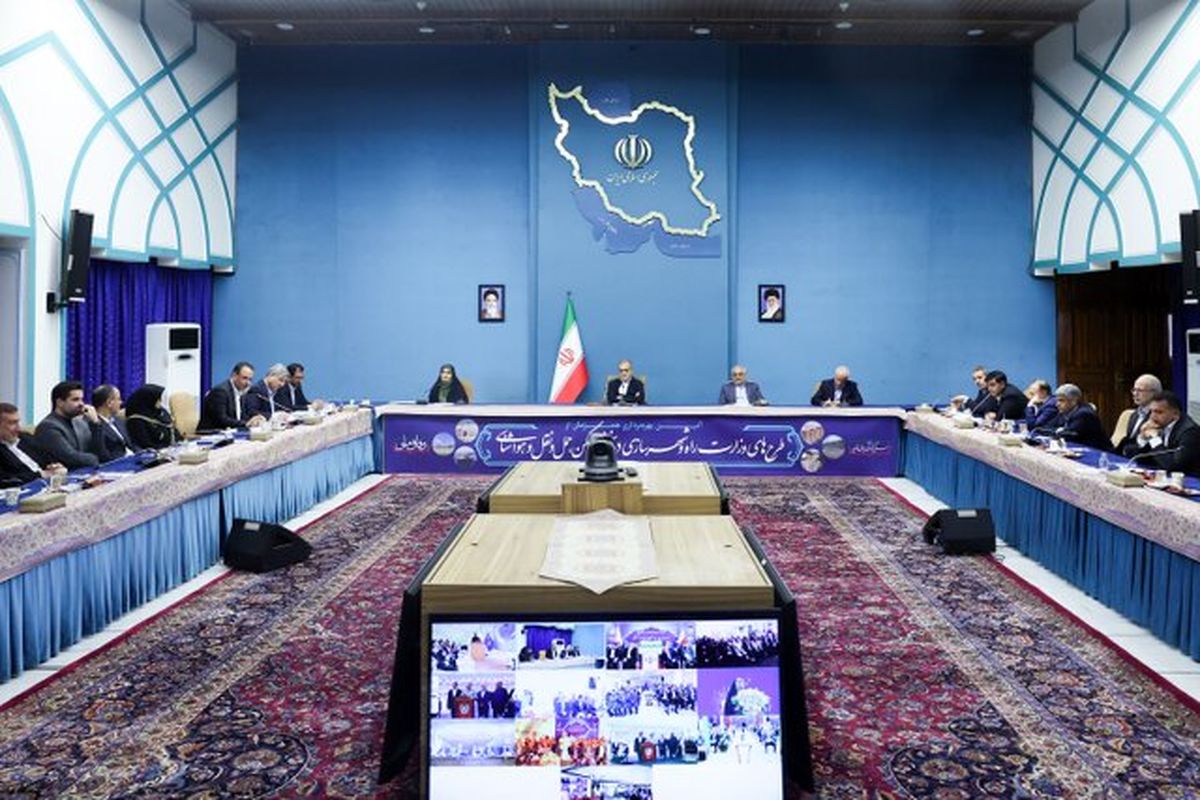 افتاح همزمان ۵۹ هزار پروژه بخشهای راه، شهرسازی، حمل و نقل، هواشناسی و مسکن توسط رئیس جمهور
