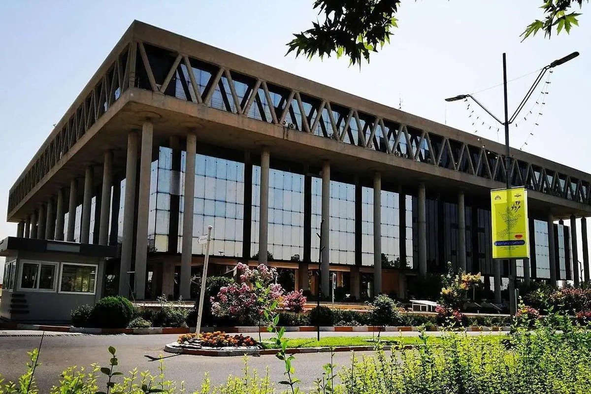 هزینه سالیانه صداوسیما برای هر ایرانی : ۳۸۵ میلیون تومان!