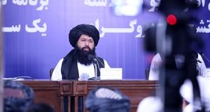 ممنوعیت استفاده از تلفن‌های هوشمند در دانشگاه‌های افغانستان!