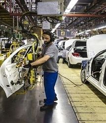 استاندارد خودرو‌هایی که آلایندگی شدیدی دارند، تجدید نظر شد