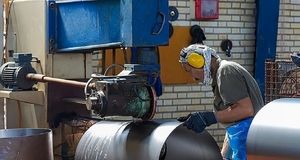 تسهیلات هزار و ۴۰۰ میلیارد تومانی برای نوسازی ۱۲۰ واحد صنعتی
