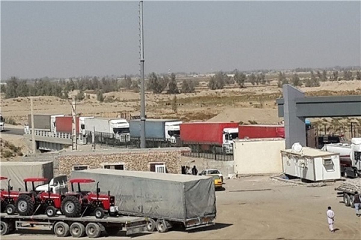 افزایش ۱۷ برابری تردد کامیون‌ از پایانه مرزی رازی
