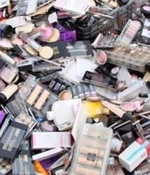 اعلام فرآورده‌های بهداشتی و مراقبتی پوست و مو بدون مجوز