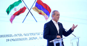 رئیس جمهور: هدف‌گذاری ۱ میلیارد دلاری تبادلات تجاری ایران و ارمنستان