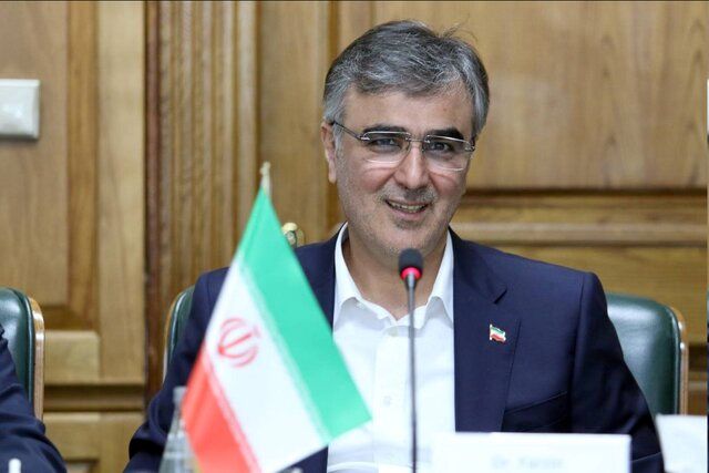 سفر رئیس کل بانک مرکزی به عمان