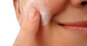 اعلام محصولات آرایشی لایه‌بردار و ماسک‌های صورت و بدن فاقد مجوز