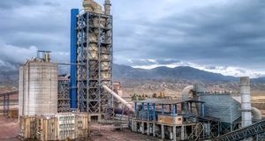 باید برنامه محدودیت‌های انرژی صنایع اعلام شود