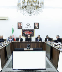 عارف: اجازه نمی‌دهیم دشمنان از جبهه اقتصادی به کشور آسیب برسانند
