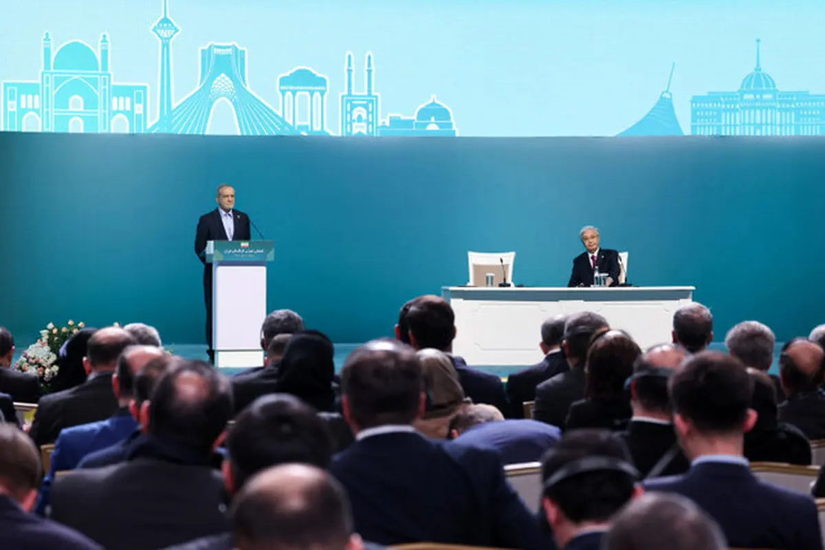 رئیس جمهور: از طرح‌های مشترک در راستای رفاع مردم ایران و قزاقستان حمایت می‌کنیم