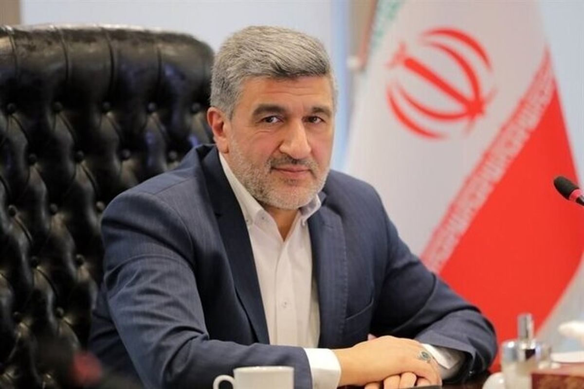 رئیس سازمان بورس تغییر نمیکند