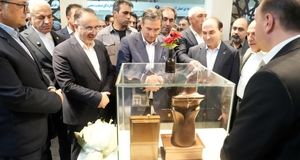 اولین نمایشگاه تخصصی طلا و جواهر در ارومیه آغاز شد