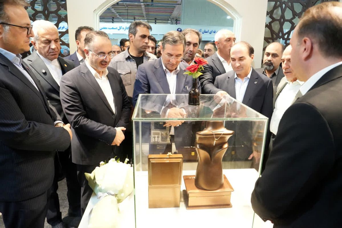 اولین نمایشگاه تخصصی طلا و جواهر در ارومیه آغاز شد