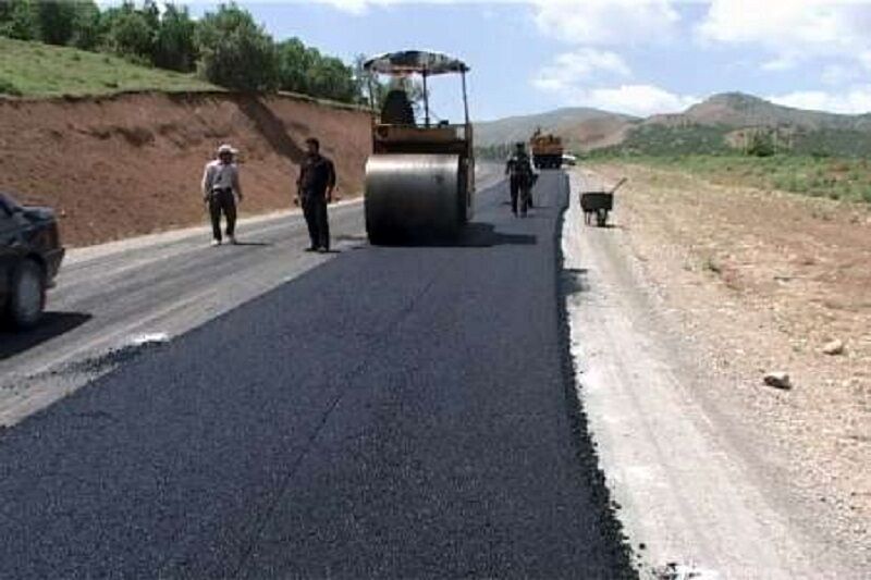 اجرای عملیات ساخت یا بهسازی بیش از ۴۰۰ کیلومتر پروژه راه روستایی در آذربایجان‌غربی 