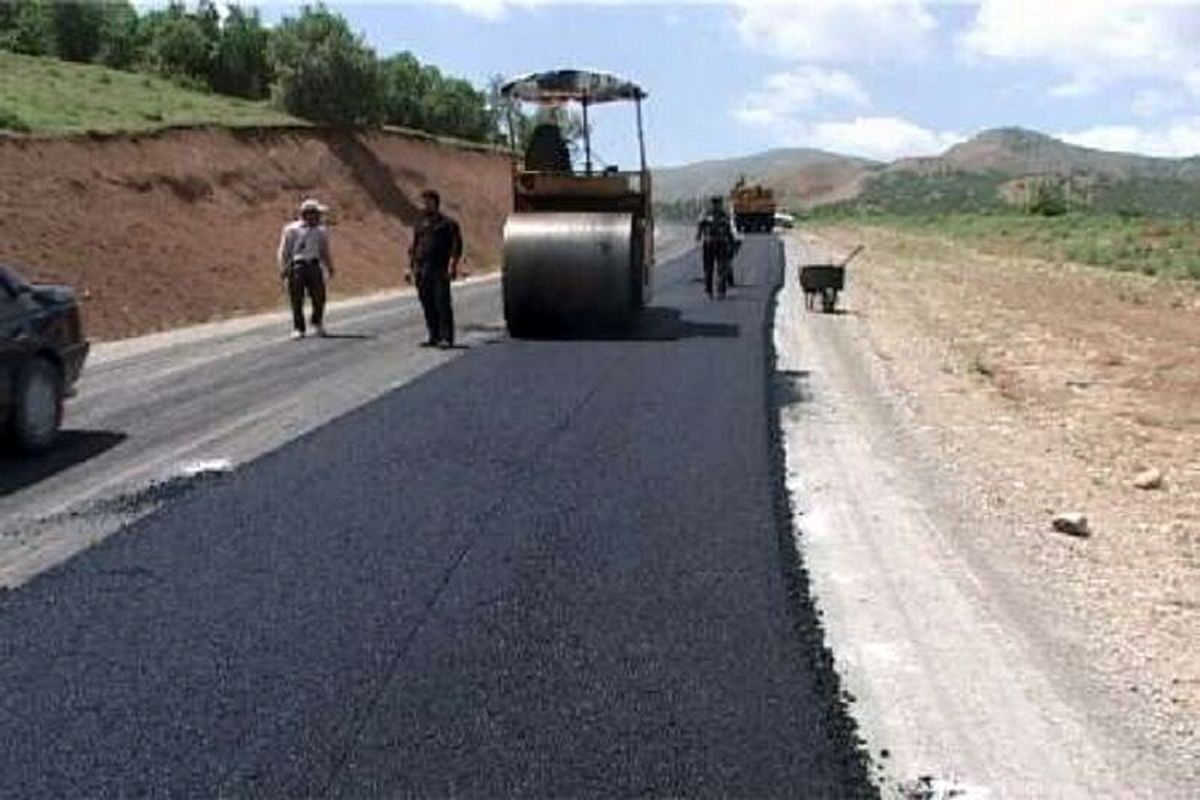 اجرای عملیات ساخت یا بهسازی بیش از ۴۰۰ کیلومتر پروژه راه روستایی در آذربایجانغربی